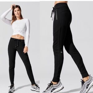 ALO Yoga Urban Motto Black Joggers